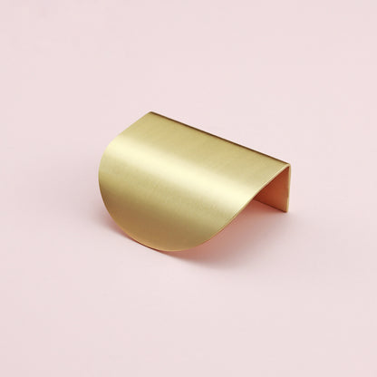 Curved Brass Lip Pulls | WTP-B