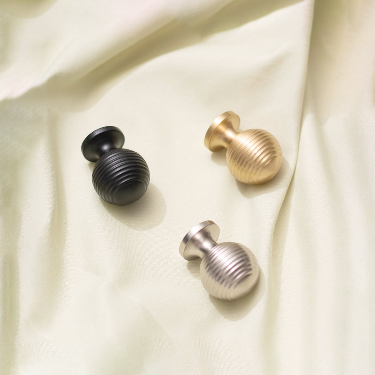 Round Brass Knobs Reeded Design | QXDW