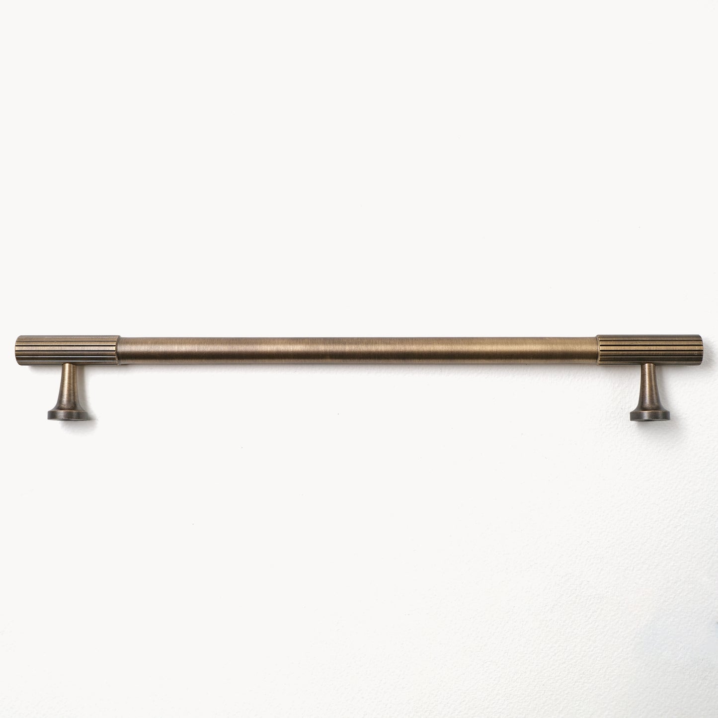 Knurled Aged Brass Handles Nordic | LZ-CA