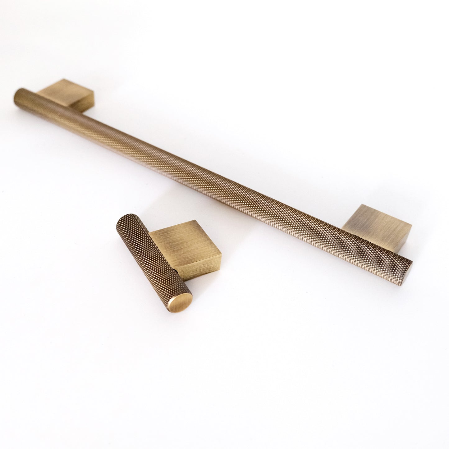 Knurled Antique Brass Handles | GHA-A