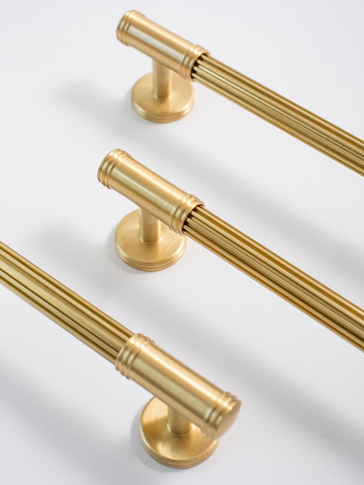 Elegant Brass Drawer Pulls | LY-CB