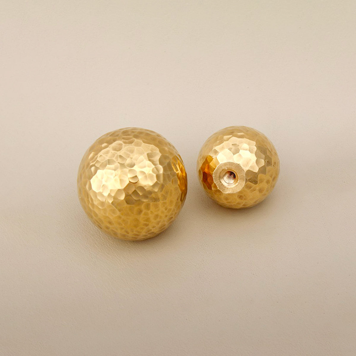 Round Hammered Brass Knobs | YQCW