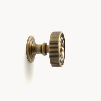 Antique Knurled Brass Knob | ZZ-BA