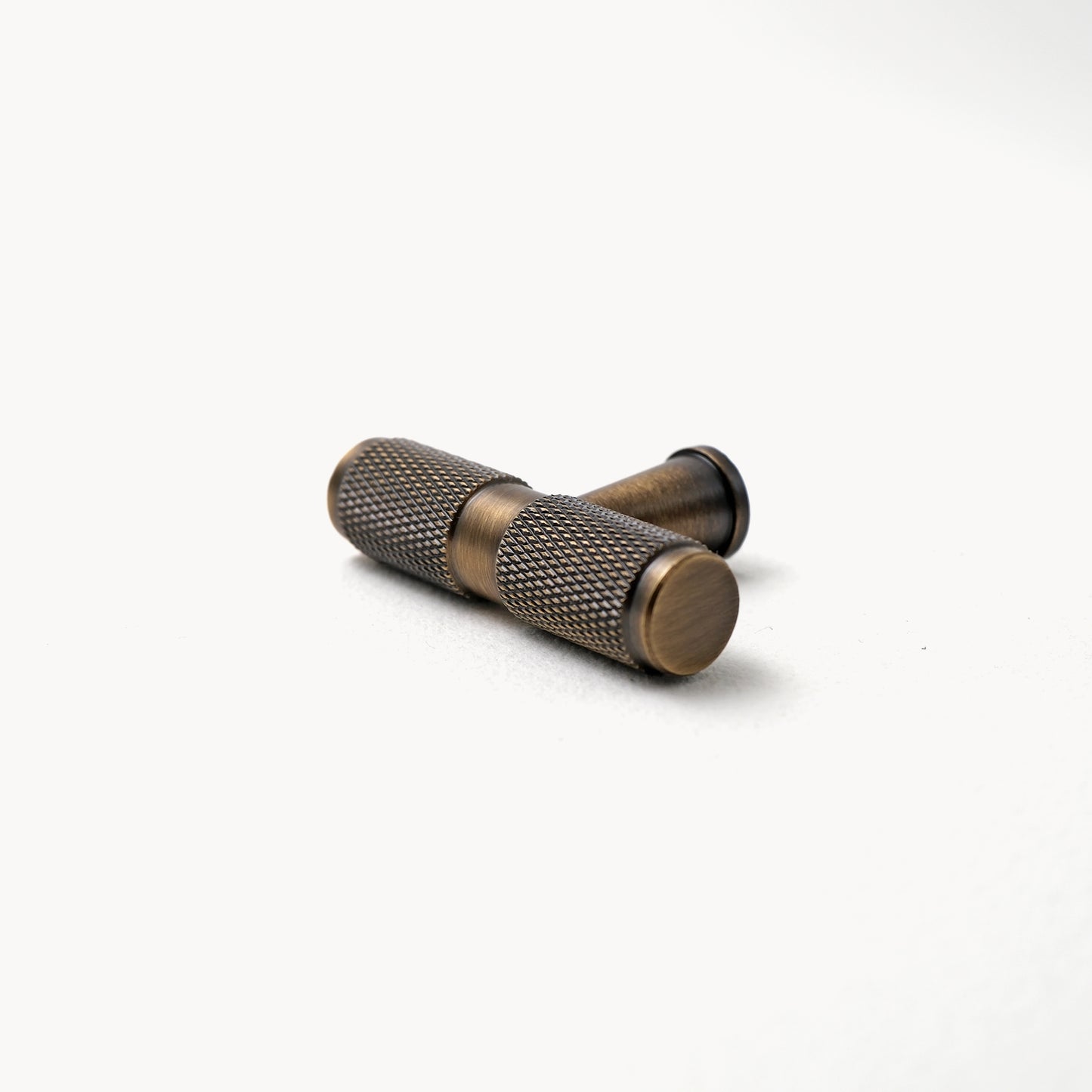 Knurled Antique Brass T-Knob | GH-TA